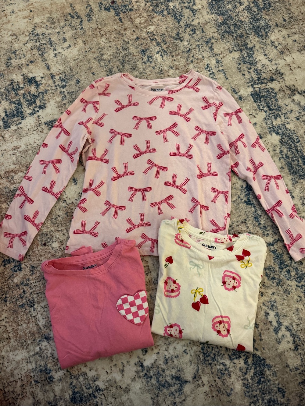 Old Navy Softest Tee PINK Girls Long Sleeve Lot Size Medium